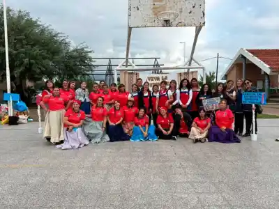 Bombos y tradición: así celebraron los jardines de infantes un nuevo aniversario de la Autonomía