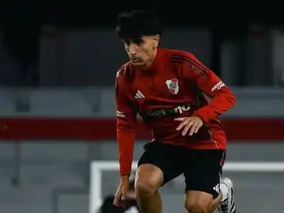 Un juvenil de La Dulce se ganó un lugar en la lista de River para el sábado