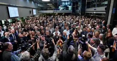 El gesto de Pullaro a Chale antes del discurso que terminó en un encendido reclamo