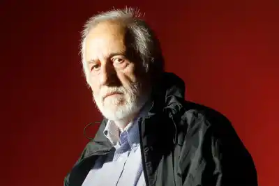 Murió Adolfo Aristarain, el legendario director de “Tiempo de revancha” y “Un lugar en el mundo”
