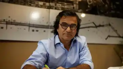 Renunció Carlos Frugoni, el funcionario que omitió siete propiedades en Miami en su declaración jurada