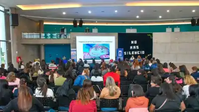 Masiva jornada de concientización contra el maltrato infantil en el Parque Sur