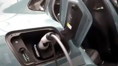 Boom histórico de autos electrificados en Argentina: las ventas se cuadruplican y los chinos dominan el mercado