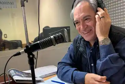 Trabajó con Manuel Adorni y rompió el silencio: “Me desencantó con hechos”