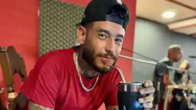 Exintegrante de la banda de Ulises Bueno revela detalles de su demanda millonaria tras 16 años de trabajo