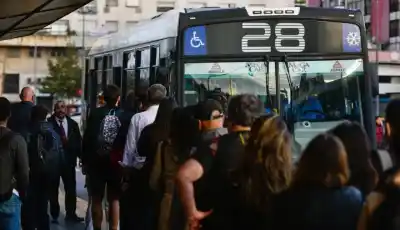 Las empresas de colectivos se declaran en emergencia y amenazan con reducir más el servicio