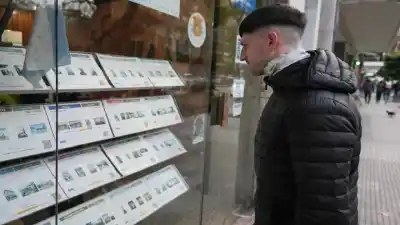 Sturzenegger apuntó contra los colegios inmobiliarios: “Poner un precio mínimo es una aberración social”