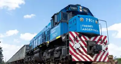 El Gobierno avanza con la privatización del Belgrano Cargas y venderá locomotoras y vagones