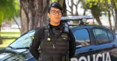 Le apuntaron con un arma para robarle la moto en Maipú: la insólita huida de los delincuentes