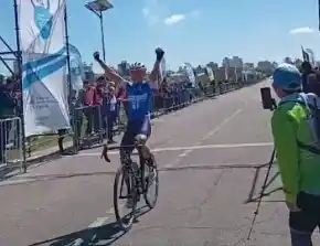 Doble Oro para Santiago Agüero en los Torneos Nacionales Evita