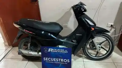 Compró una moto regalada sin papeles y el final fue peor de lo que imaginaba