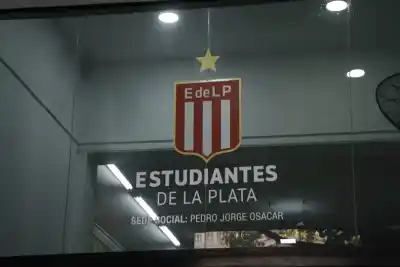 Una alumna denunció a su profesor de boxeo del Club Estudiantes: los abusos habrían comenzado cuando ella tenía 16 años