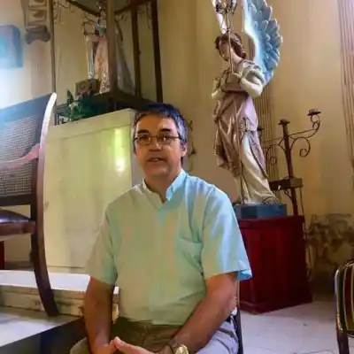 El párroco de Monteros, Hugo Delgado, fue nombrado Administrador de la Diócesis de Concepción