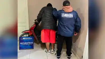 Allanamiento en barrio Industria: lo que hallaron en su casa y terminó con un detenido