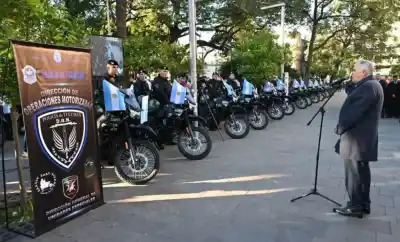 Presentaron 42 motos y 18 bicicletas para la Policía de Tucumán: ¿cuál será su verdadero destino?