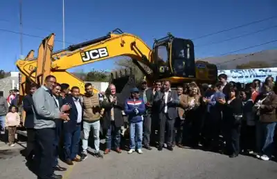 Entregaron equipamiento vial en Tafí del Valle: la inversión millonaria que transformará los Valles Calchaquíes