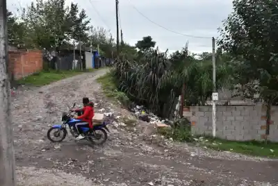 El avance del chikungunya en Tucumán expone fallas urbanas que nadie había contado