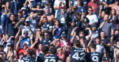 Hinchas de la Lepra se llevaron una sorpresa al volver a sus autos: el club salió al cruce