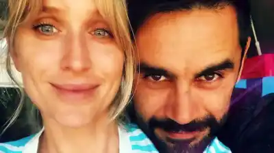 La reacción de Gonzalo Heredia al ver una foto hot de Brenda Gandini que desmintió los rumores