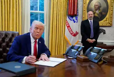 Trump le envió una carta al Congreso y aseguró que la guerra con Irán terminó. La ley dice otra cosa