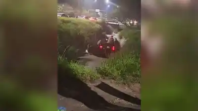 Perdió el control en avenida Solís y lo que pasó después es escalofriante