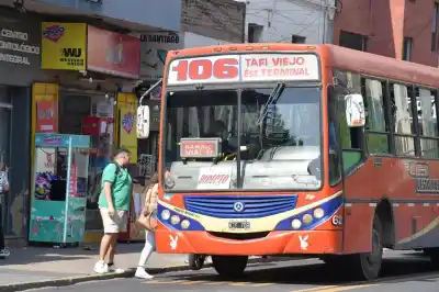 Emergencia en el transporte: la polémica prórroga que divide aguas en la Legislatura