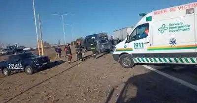 Sufrió una descompensación al volante y chocó contra un camión en Luján