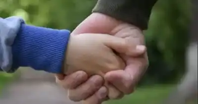 142 niños esperan una familia: la provincia habilita la inscripción digital mensual para adopción