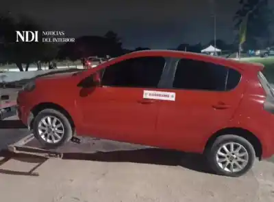 Control de madrugada en Lastenia: 18 vehículos retenidos y un detalle que alertó a los inspectores
