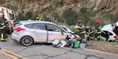 Volvían de un casamiento y lo que ocurrió en una curva de la ruta 76 es escalofriante