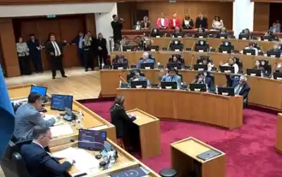En la Legislatura se desató una tormenta contra el Gobierno: los motivos que indignaron a todos
