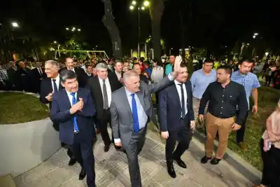 El Gobernador de Tucumán visitó Monteros en la habilitación de la Plaza