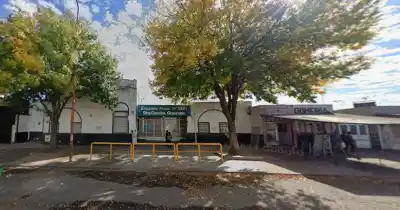 Hallaron una nota mafiosa y dos cartuchos en una escuela: la firma que dejó helados a todos