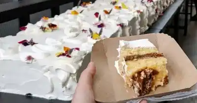 Repartieron una torta de 90 kilos gratis en Rosario y lo que pasó después sorprendió a todos