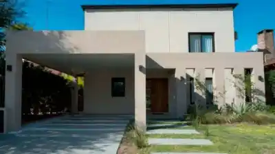Aparecieron las imágenes de la obra de Adorni que pagó US$245 mil en efectivo