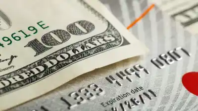 El dato que el BCRA no quiere que sepas: el dólar minorista ya perforó los $1417