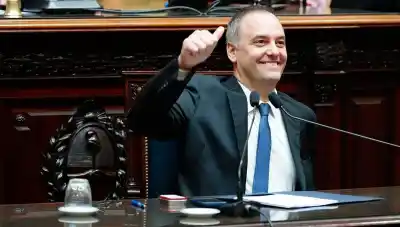 El rumor sobre Adorni que nadie quiere confirmar: “No lo echaron para no darle el gusto a los periodistas”