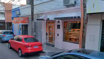 Entró dos veces a la misma óptica: las cámaras lo delataron y la policía lo esperaba en la calle