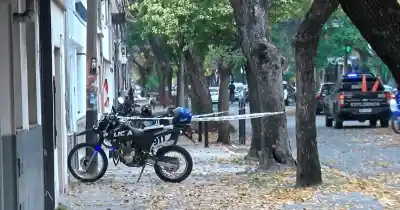Encontraron un paquete sospechoso en el pasillo de una clínica y la Brigada de Explosivos llegó al lugar