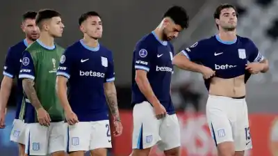 Las duras palabras de Costas tras la derrota que dejó a Racing al borde del abismo