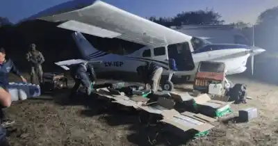 Cargaron 442 kilos de cocaína en una avioneta y lo que pasó después descolocó a todos