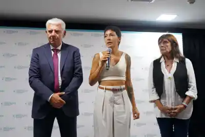 En un homenaje a Evita, Mayra Mendoza lanzó una advertencia que sacude el peronismo