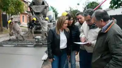 La intendente supervisó obras en un barrio y lo que prometió para este año sorprende a todos