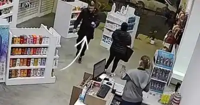 Simularon ser clientes en una farmacia de San Rafael y lo que escondían entre sus prendas dejó helados a los dueños