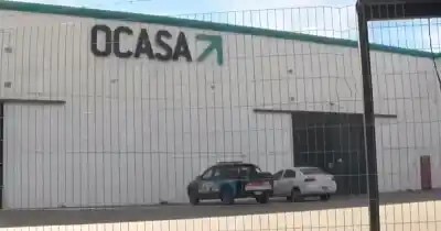 El insólito motivo por el que dos empleados de una paquetería terminaron detenidos en Rosario