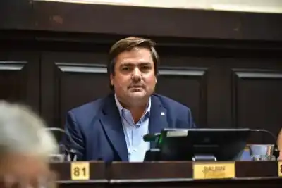 La UCR bonaerense evitó la interna: el nieto de Balbín será el nuevo presidente del partido