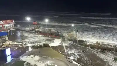 El mar avanzó sobre la costa y lo que encontraron horas después es devastador