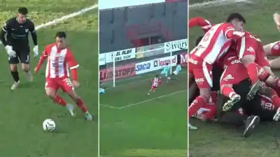 En el último minuto: un arquero soltó la pelota y lo que pasó después es inexplicable