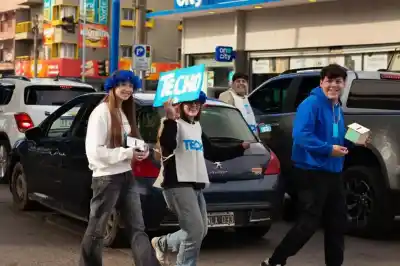 Remeras azules y blancas invaden calles de Tucumán: ¿qué están haciendo?