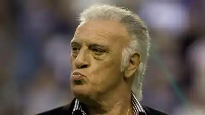 La insólita orden de Alfio Basile que sorprendió a todo el plantel de la Selección